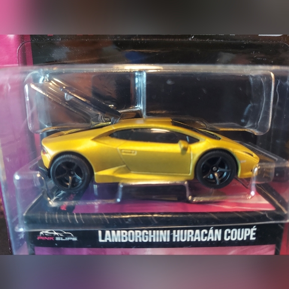 Lamborghini Huracan Coupe "GOLD" Pink Slips - Picture 2 of 3